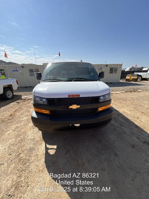 2025 CHEVROLET Express Van - Rental