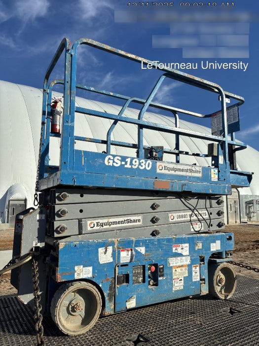 2019 Genie GS-1930 Fixed Rails with Chain Entry