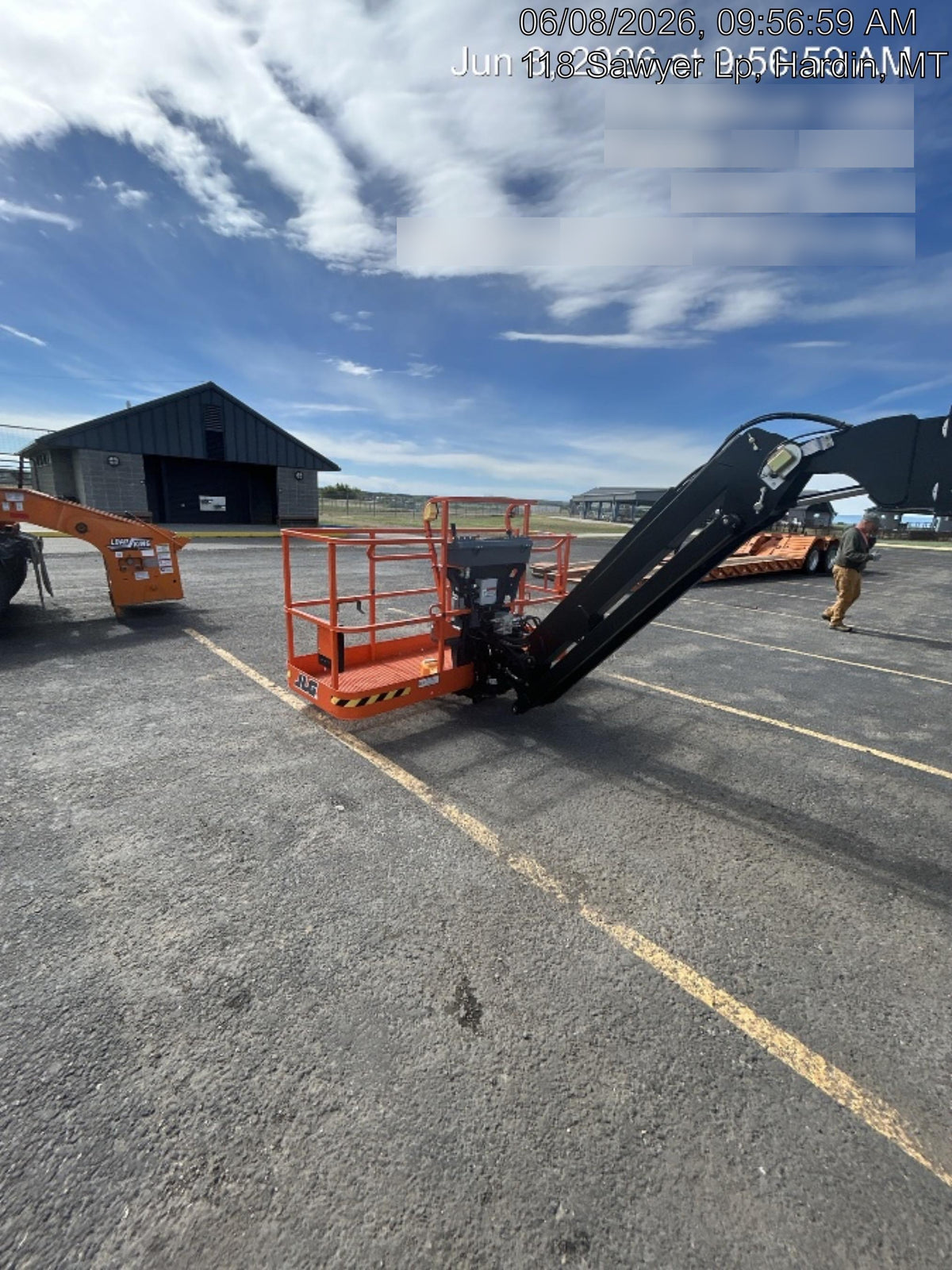 2025 JLG 660SJ