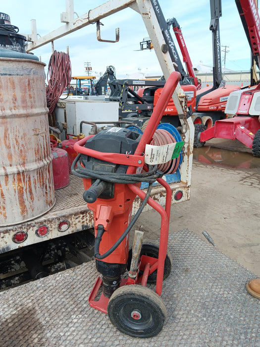 2023 HILTI TE 3000-AVR