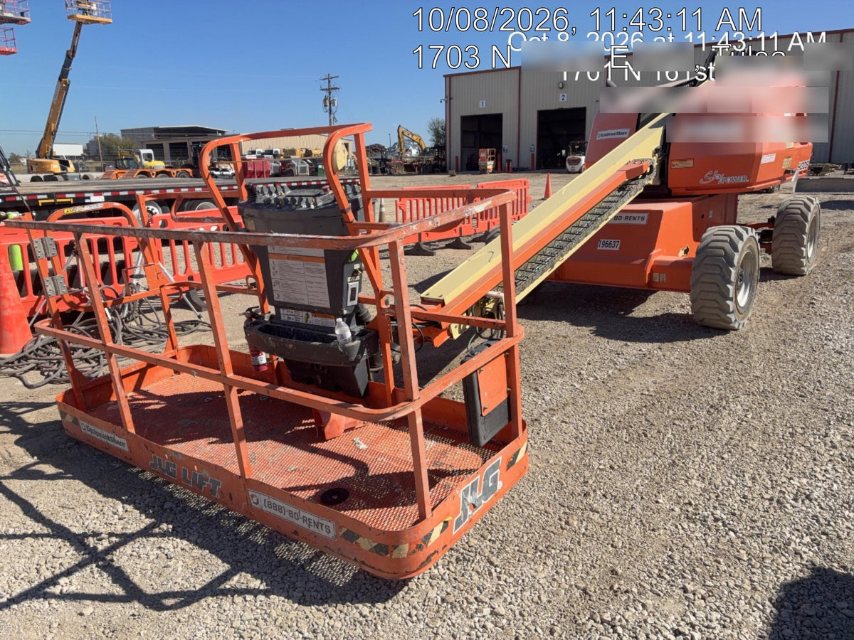 2021 JLG 400S