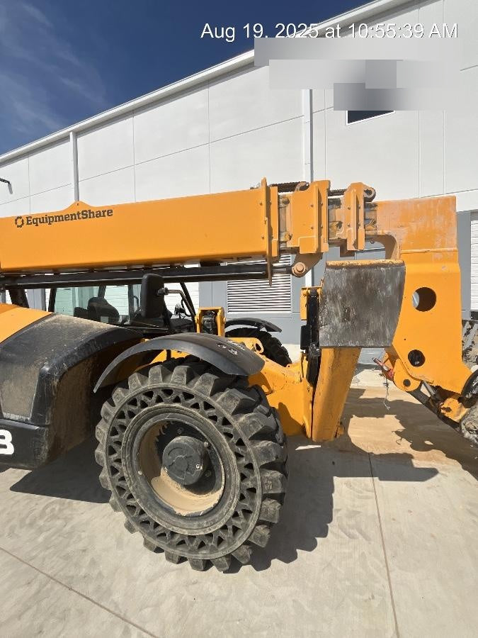 2023 JCB 510-56