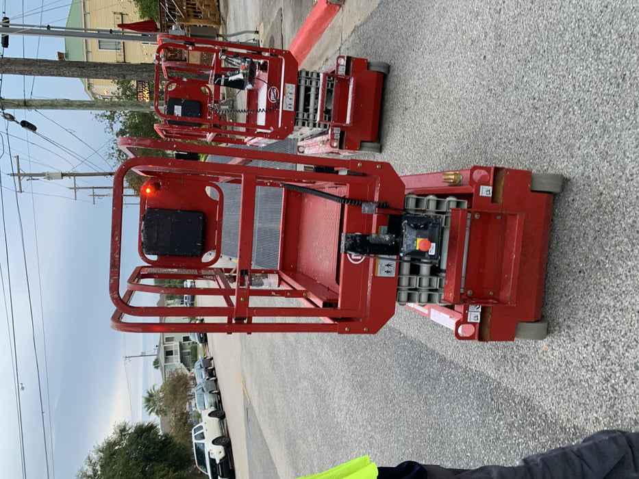 2019 MEC 1330SE MEC 1330SE w/ES Track Hardware, Full Extended 2 Year Warranty