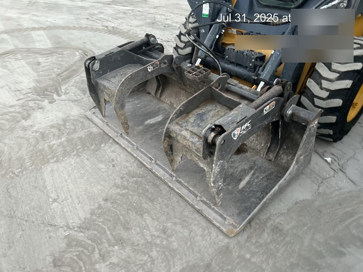 2019 PALADIN 76" Scrap Grapple Bucket - Paladin