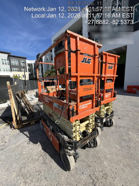 2022 JLG ES1932