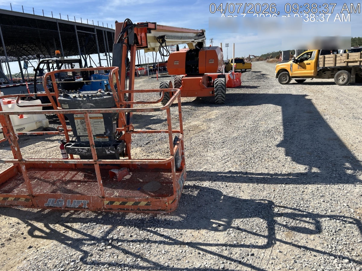2022 JLG 860SJ