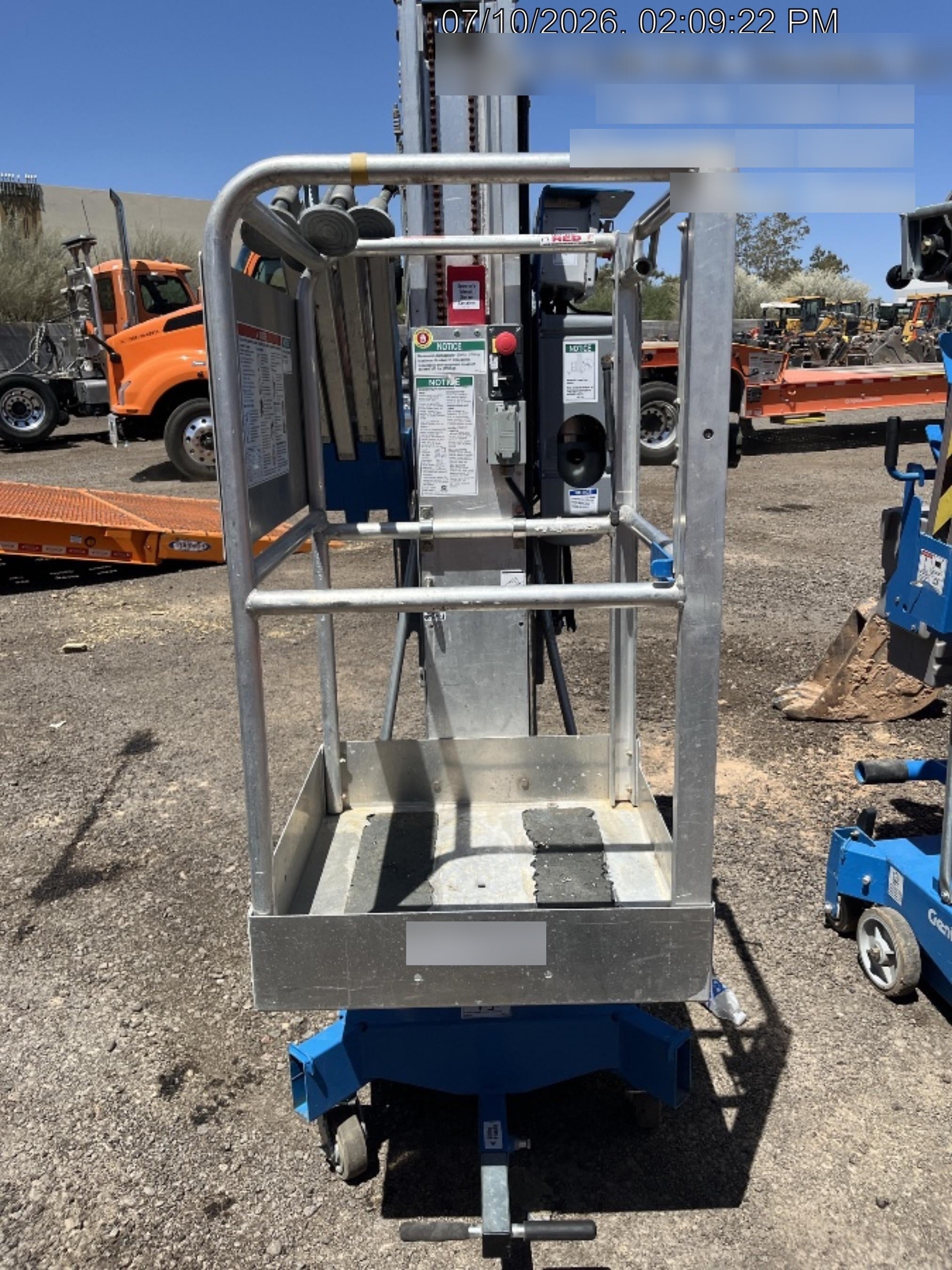 2019 GENIE AWP-30S