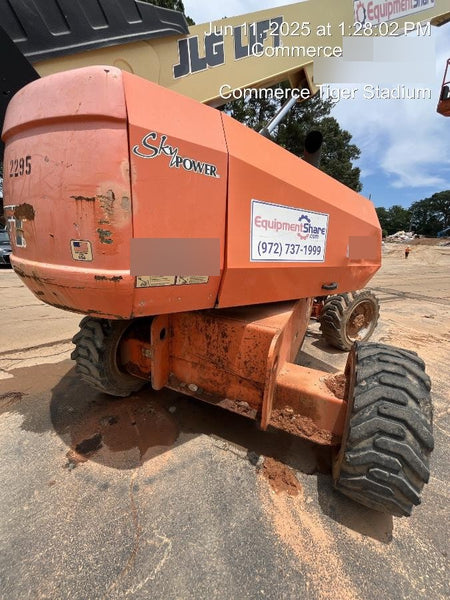 2016 JLG 660SJ