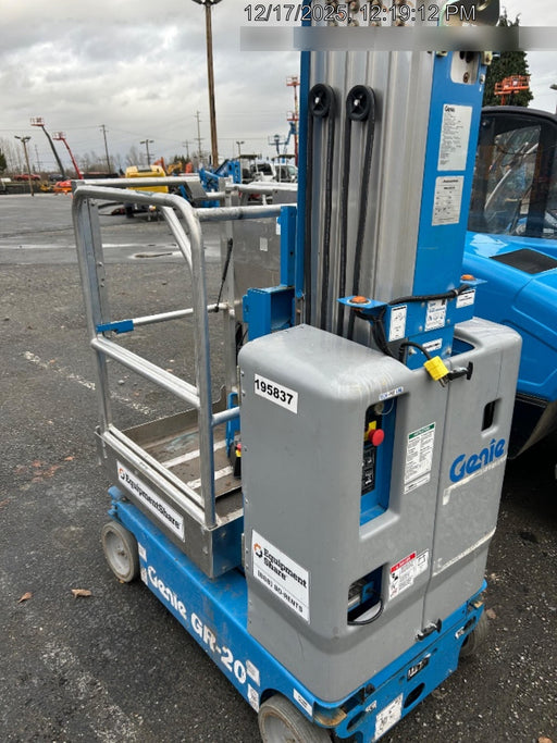 2021 GENIE GR-20