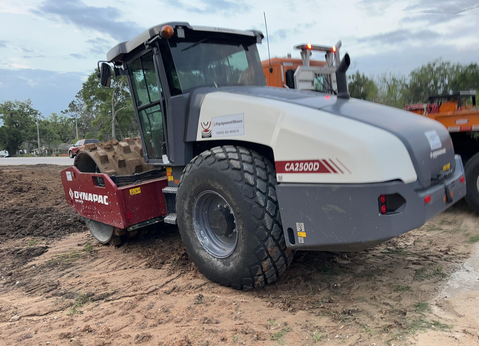 2022 DYNAPAC CA2500D