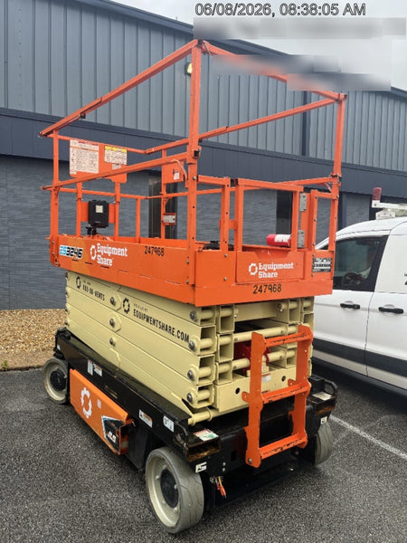 2022 JLG ES3246