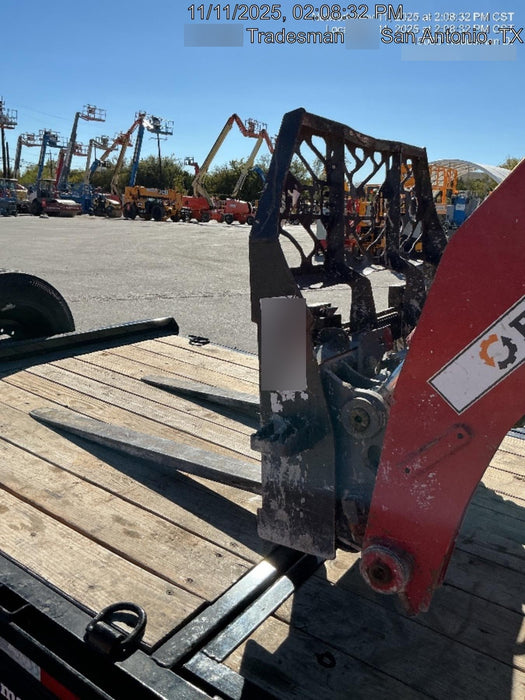 2020 EMKAY 48" Pallet Forks - Emkay