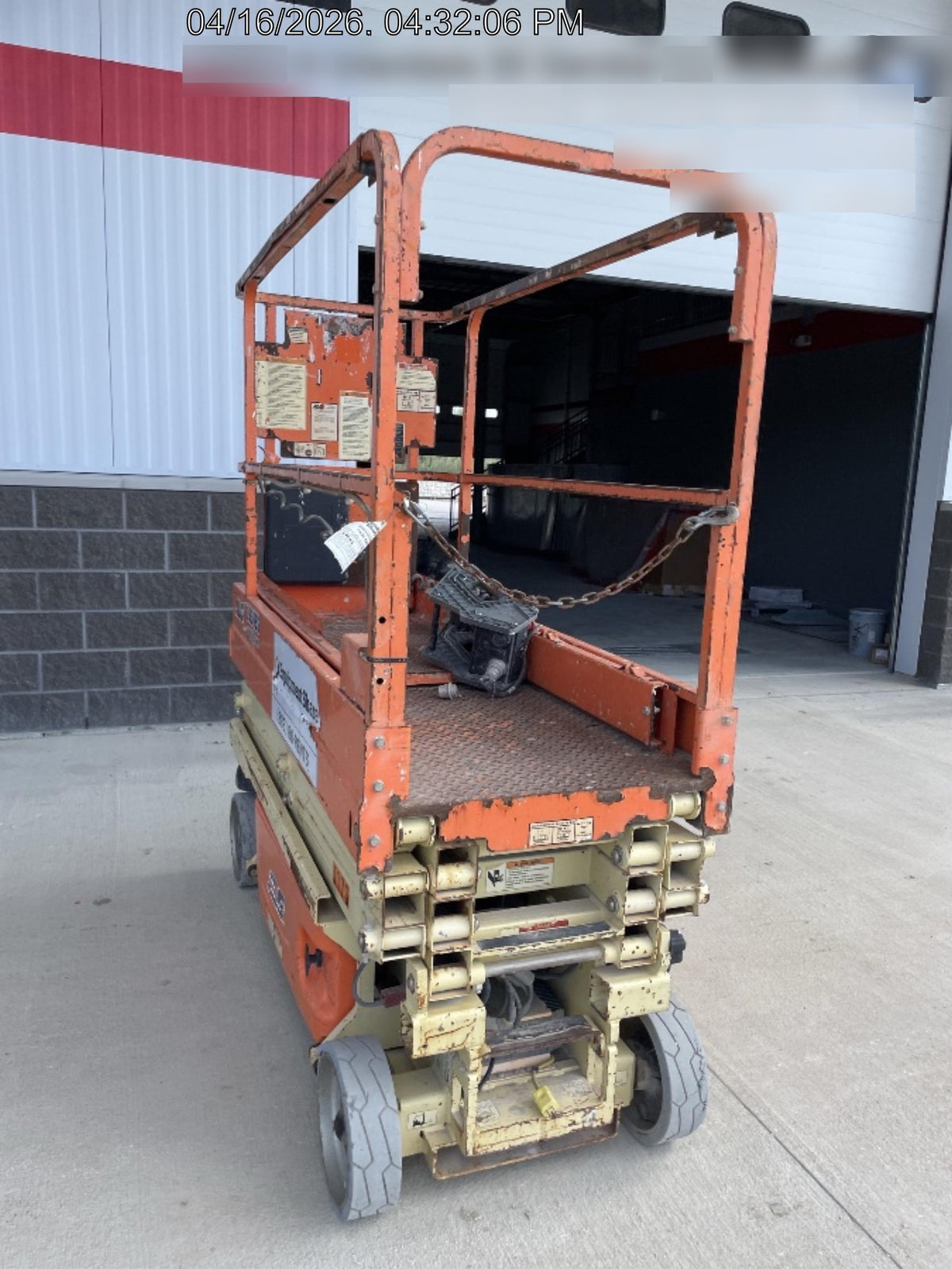 2016 JLG 1930ES