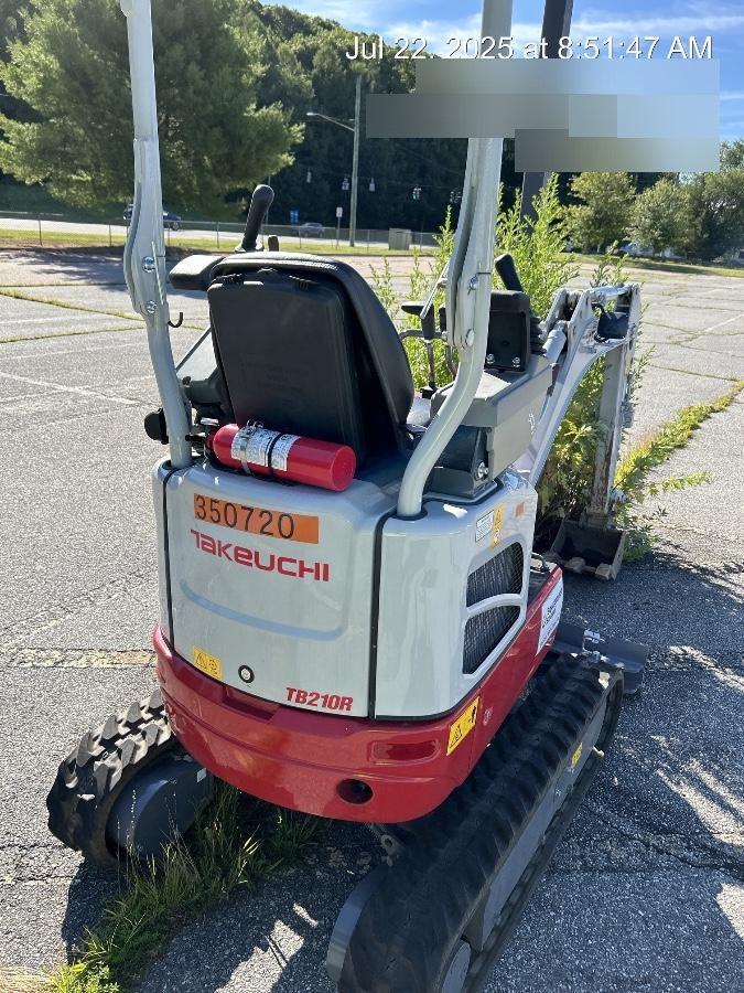 2023 TAKEUCHI TB210R