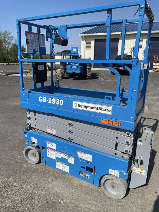 2020 Genie GS-1930 Solid Non Marking Tires, Beacon, Folding rails with half height swing gate