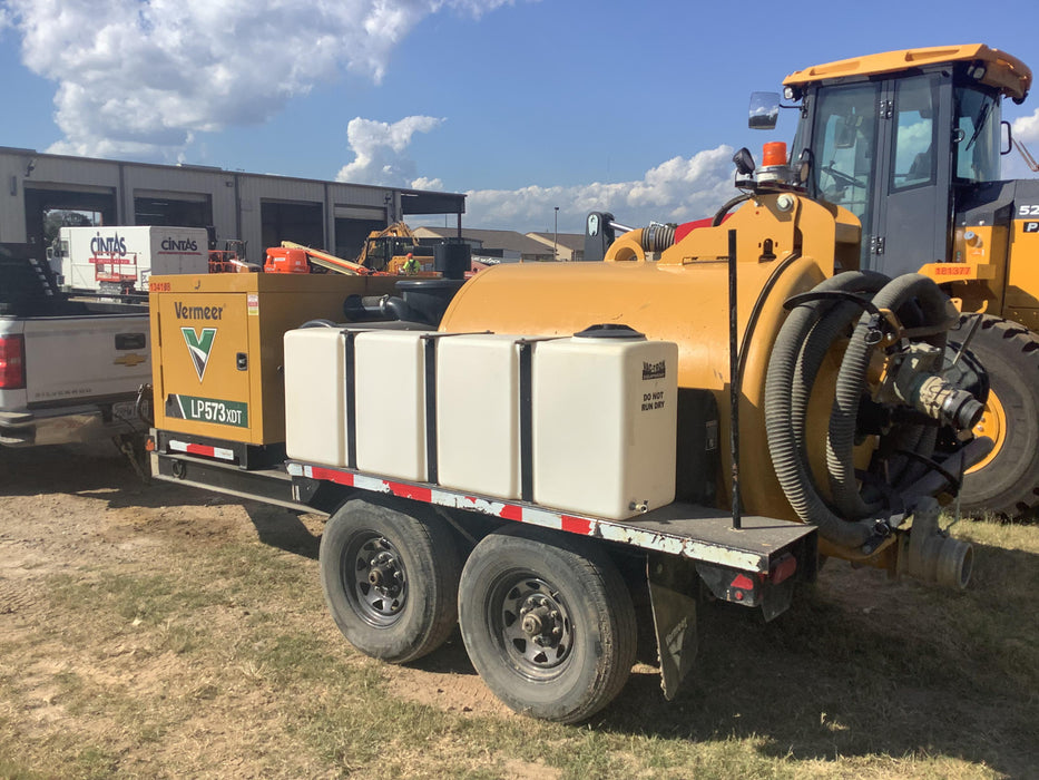 2021 VAC-TRON LP573XDT