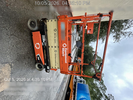 2023 JLG ES1932