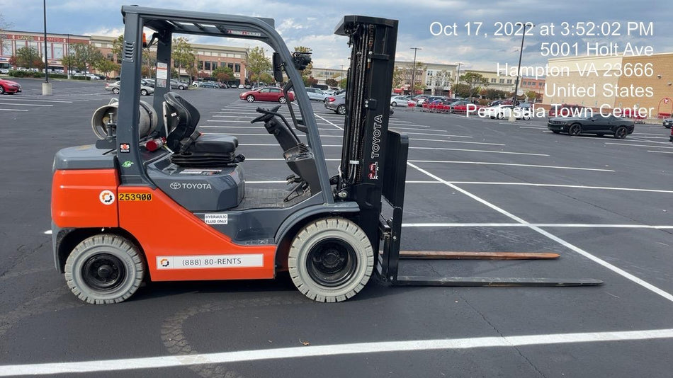 2022 TOYOTA 50-8FGU25