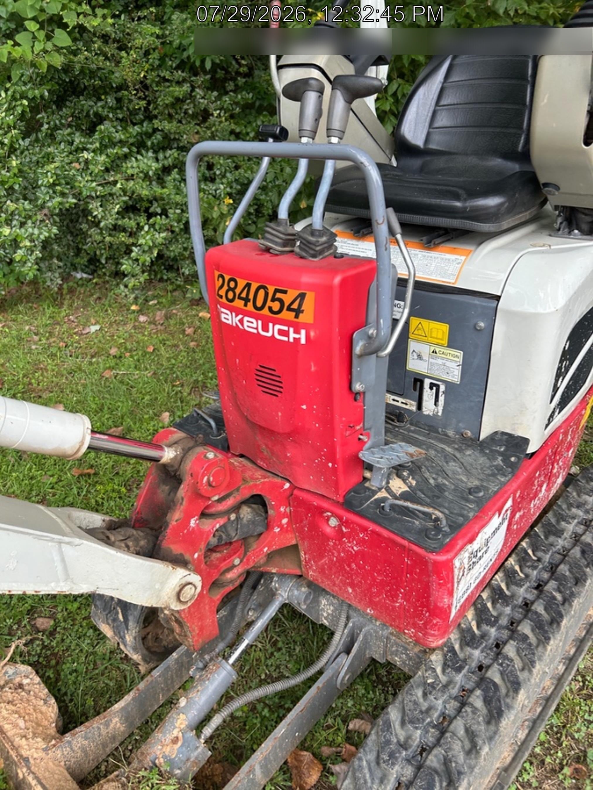 2022 TAKEUCHI TB210R