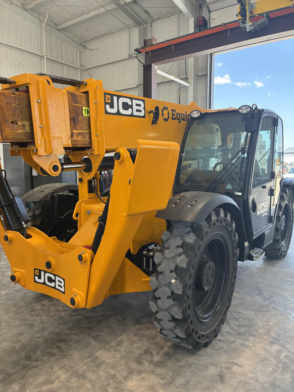2026 JCB 510-56