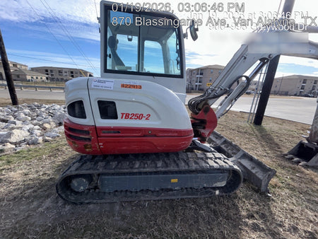 2024 TAKEUCHI TB250-2CR