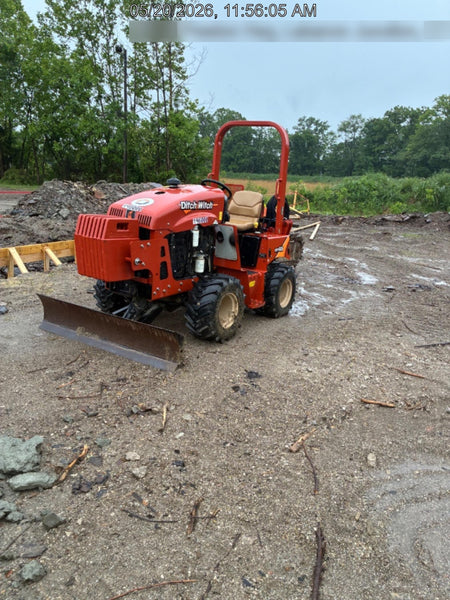 2022 DITCH WITCH RT45A