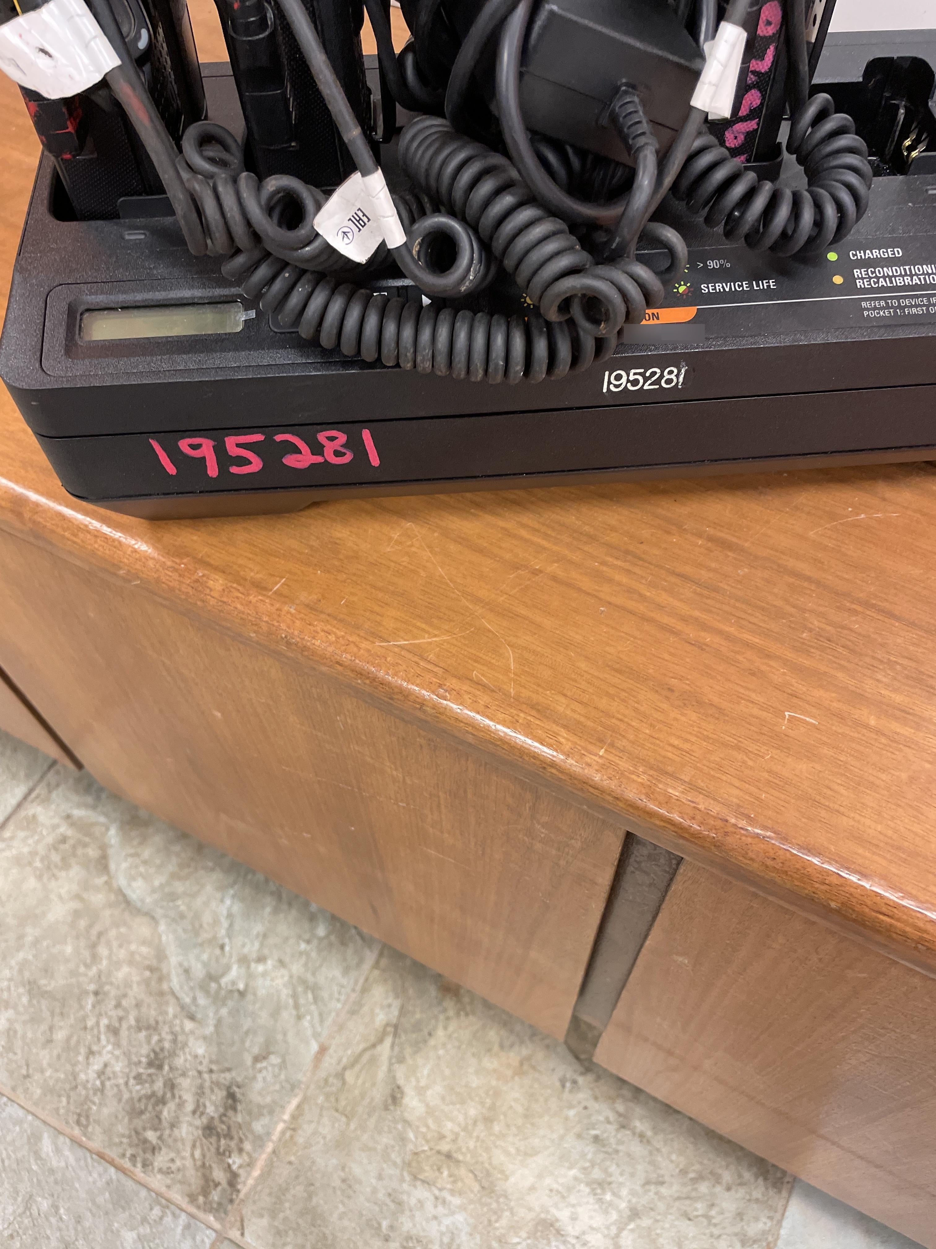 2021 MOTOROLA PMPN4284