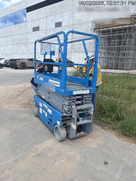 2019 Genie GS-1930 Fixed rails with chain Entry