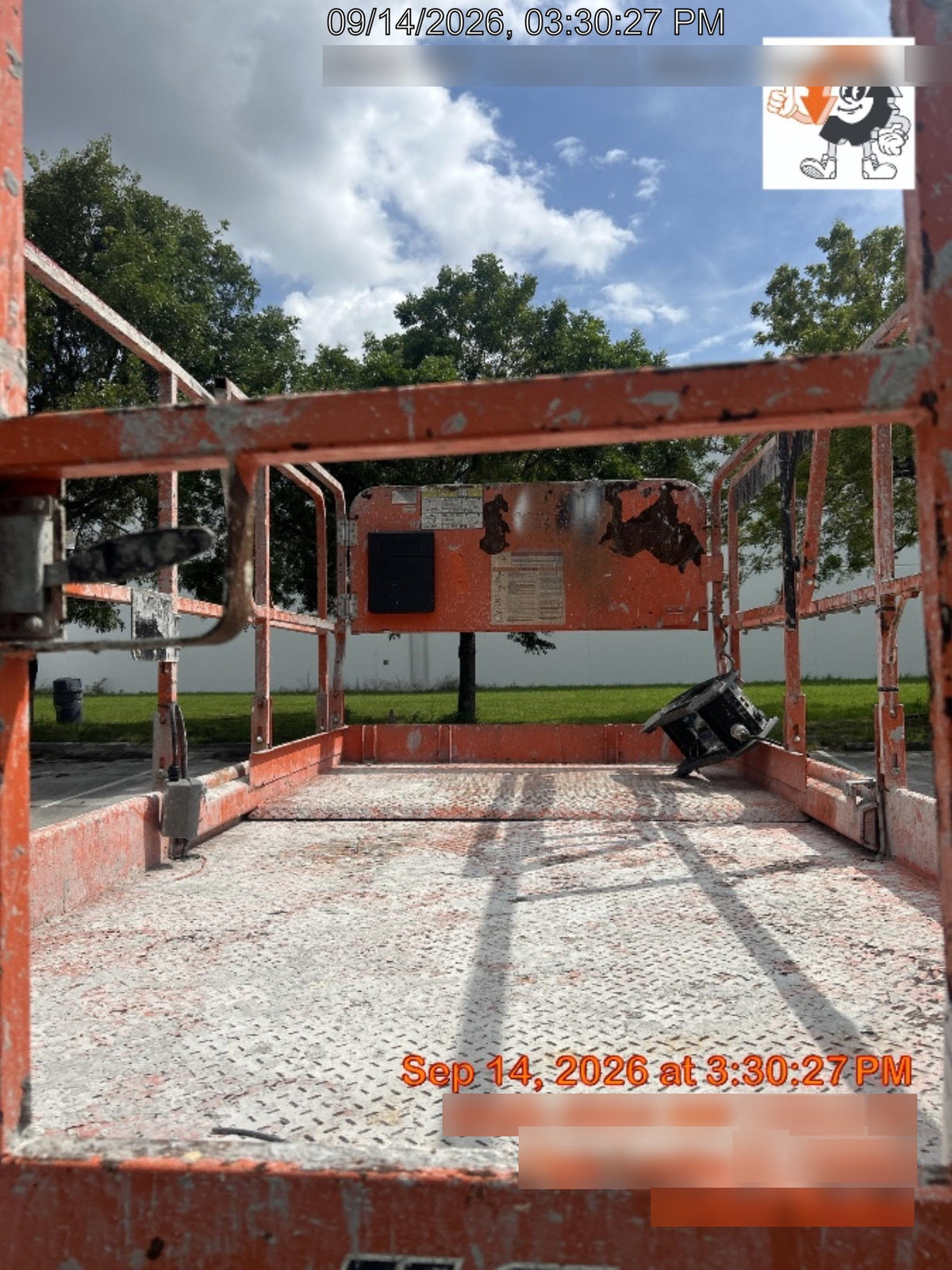 2022 JLG RT3369