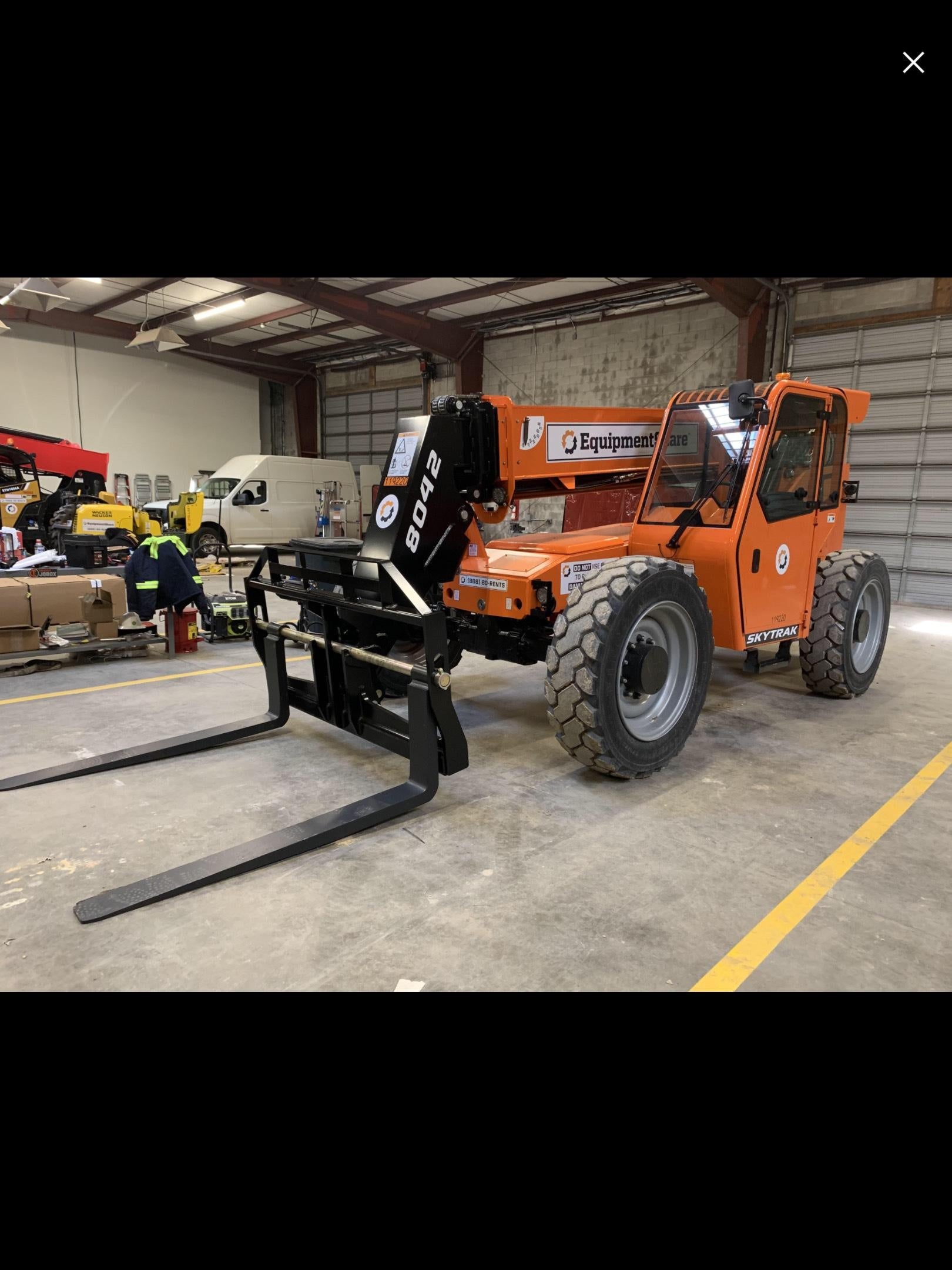 2020 SKYTRAK 8042