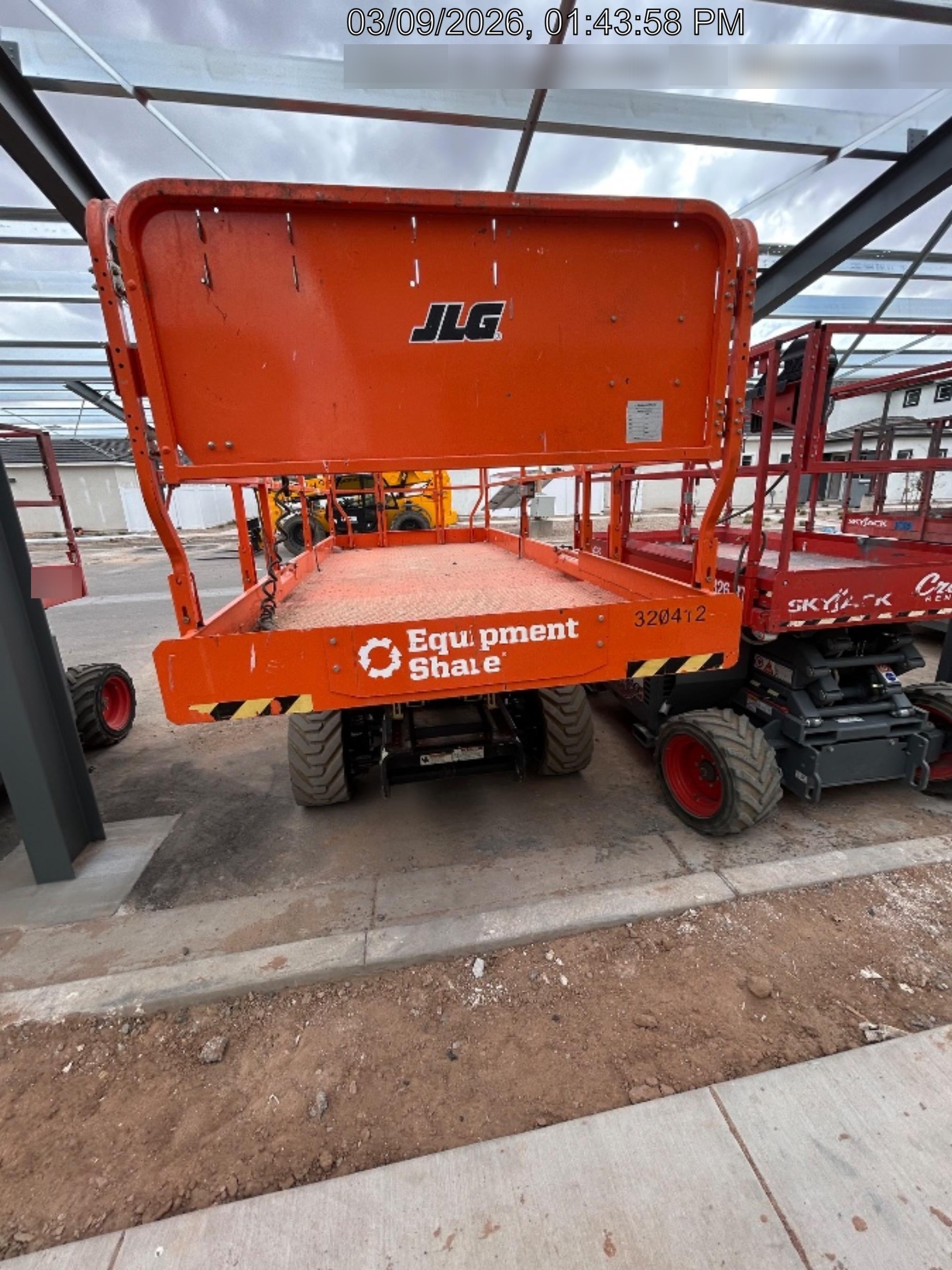 2023 JLG RT2669