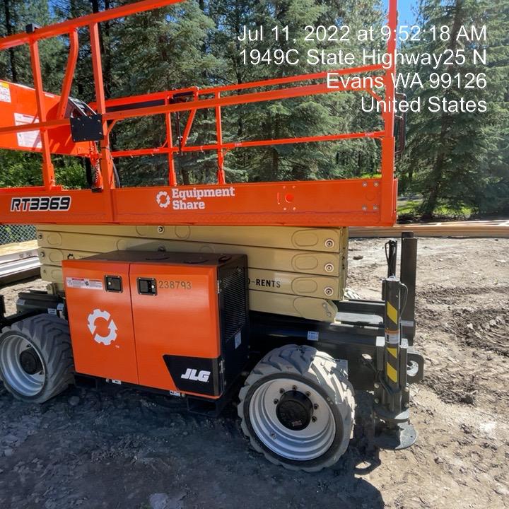 2022 JLG RT3369