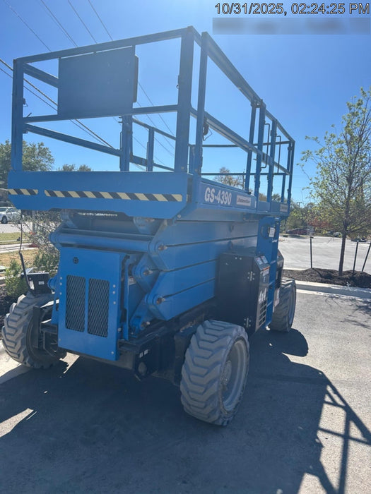 2020 GENIE GS-4390 RT