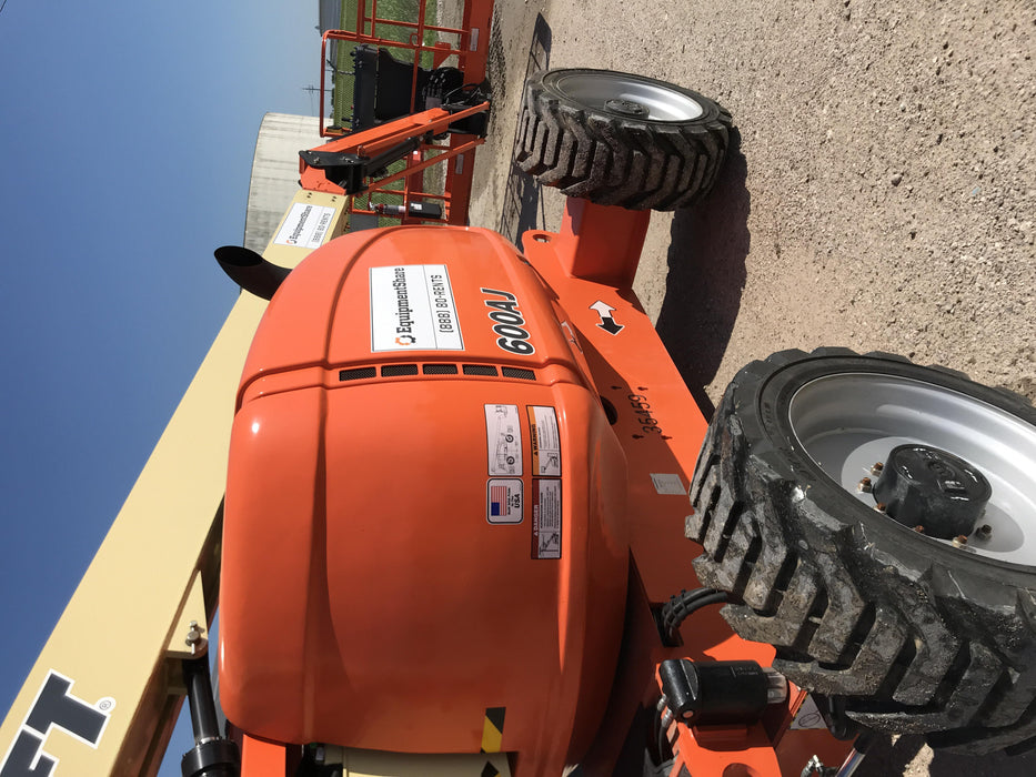 2019 JLG 600AJ