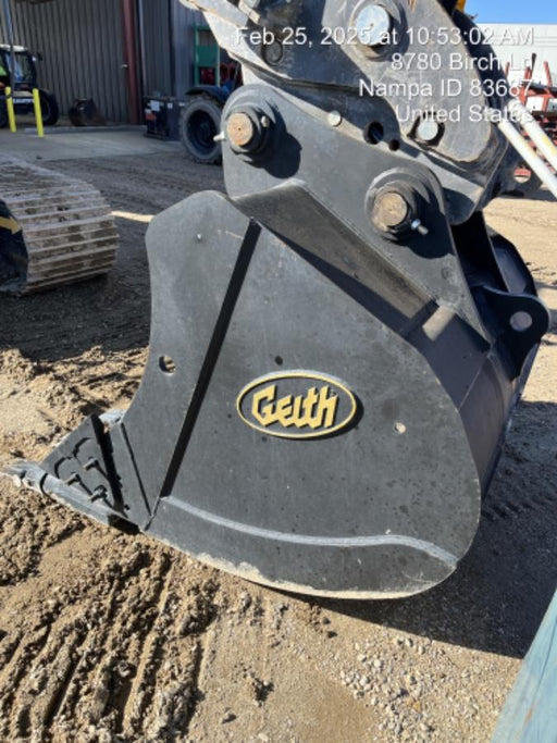 2022 GEITH 60" Bucket 77k - 85k - Geith