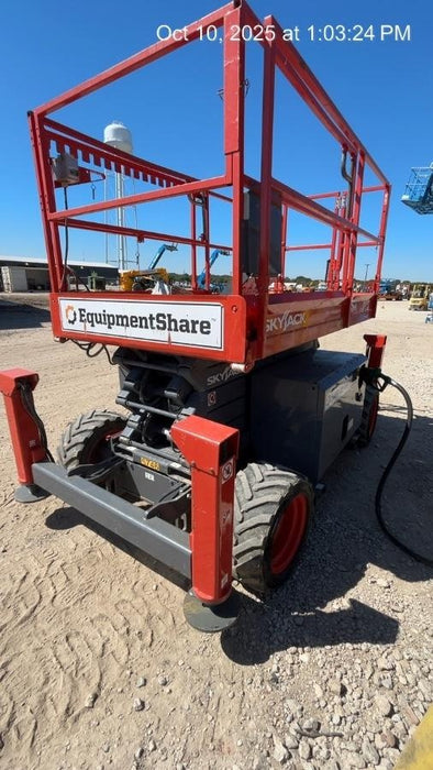 2017 SKYJACK SJ6832 RT