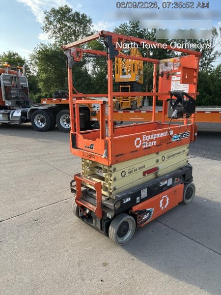 2022 JLG ES1932