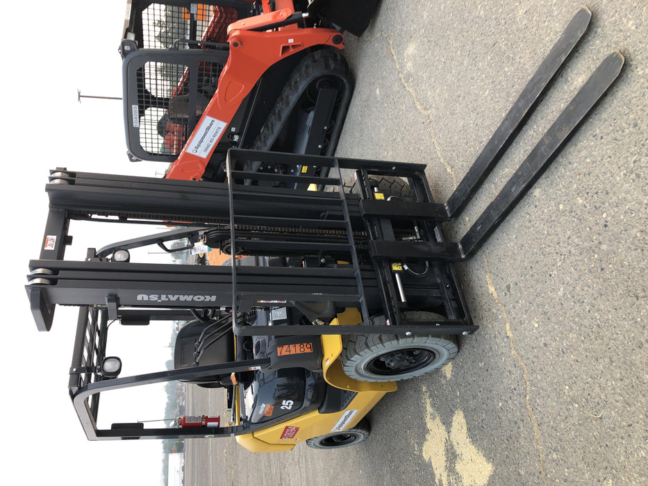 2020 KOMATSU FG25T-16