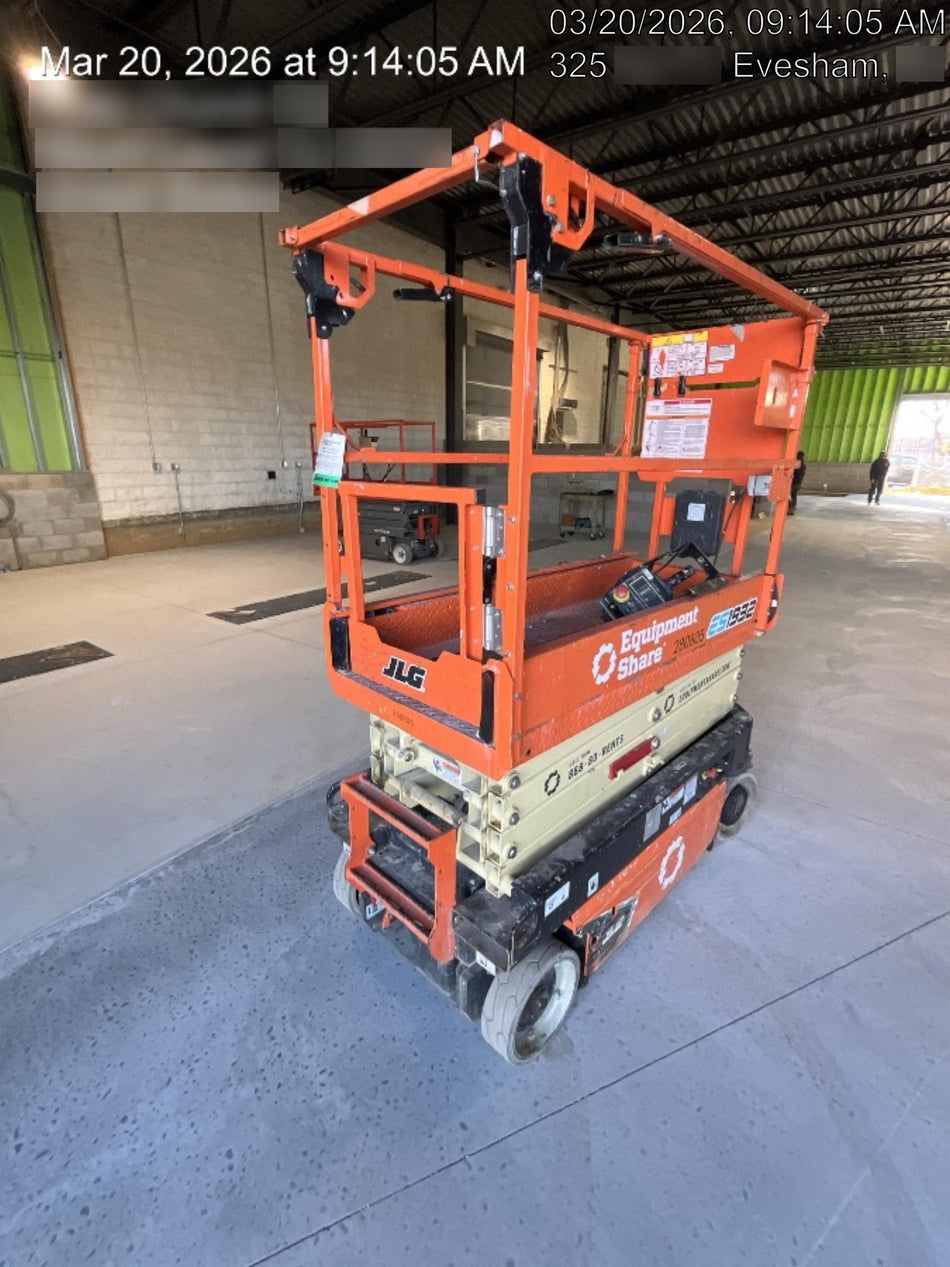2022 JLG ES1932