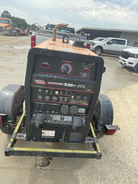 2021 Lincoln Electric Vantage 322 Vantage 322 Ready Pak 3 w/ Decals, ORANGE (includes trailer, cable rack, fender light kit) NO Telematics