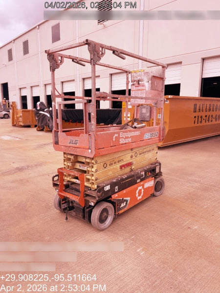 2022 JLG ES1932