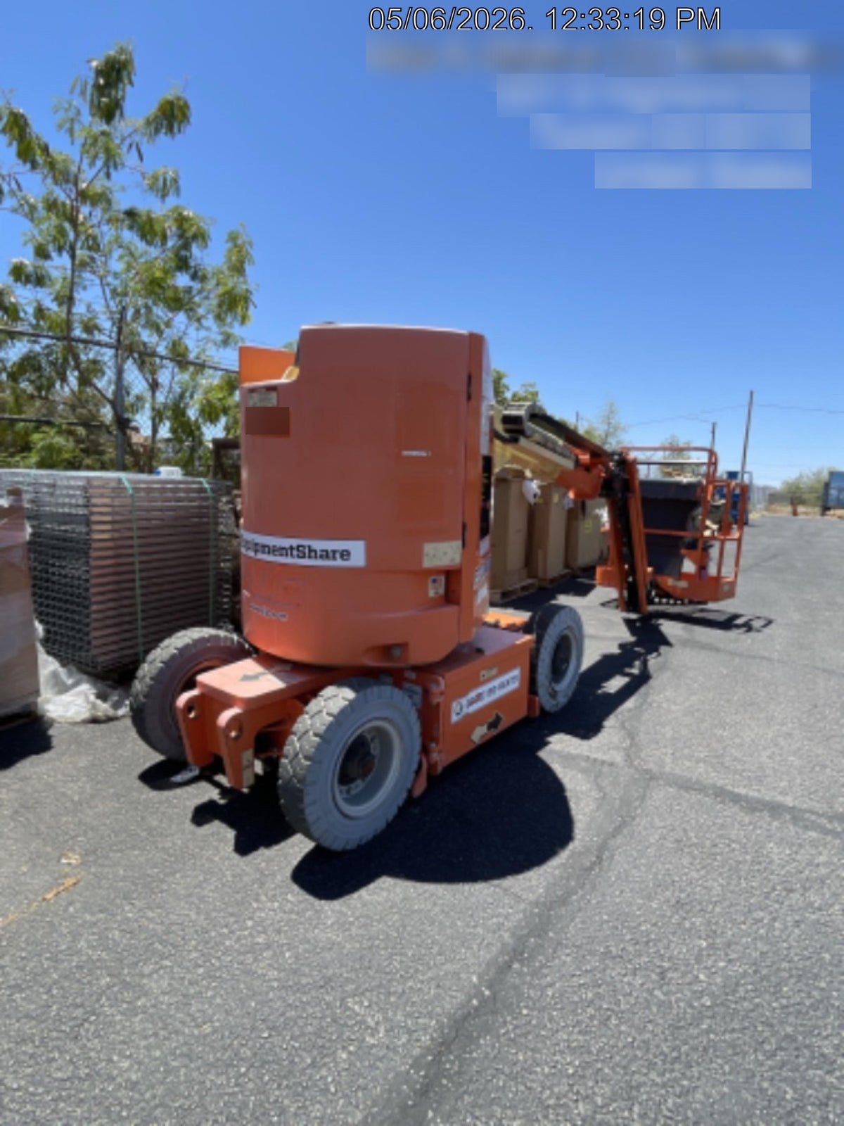 2019 JLG E300AJP