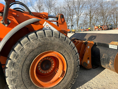2022 HITACHI ZW220-6