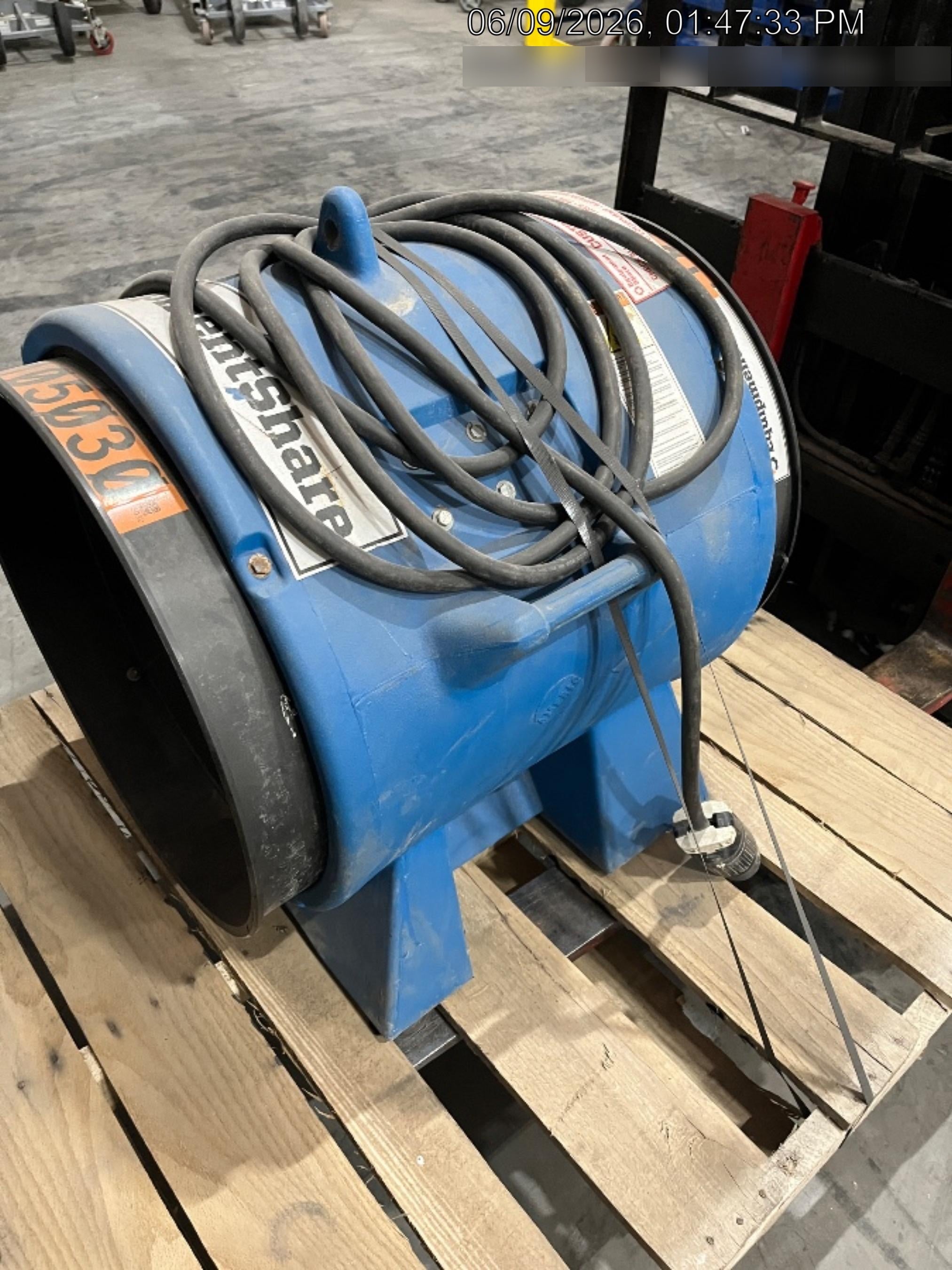 2020 PINNACLE VAF8000A