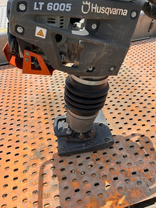 2024 HUSQVARNA LT6005