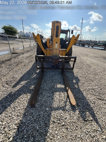 2019 JCB 510-56 Open ROPS, 74 HP, Solid Tires, Worklights, Beacon, Aux Hydraulics, Lifting Eye 72" Carriage/60" Forks
