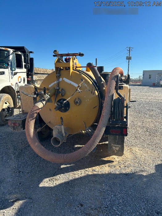 2023 Vac-Tron LP573XDT T4 Koehler Diesel Engine, 500 Gallon Debris Tank, x2 100 Gallon Water Tanks