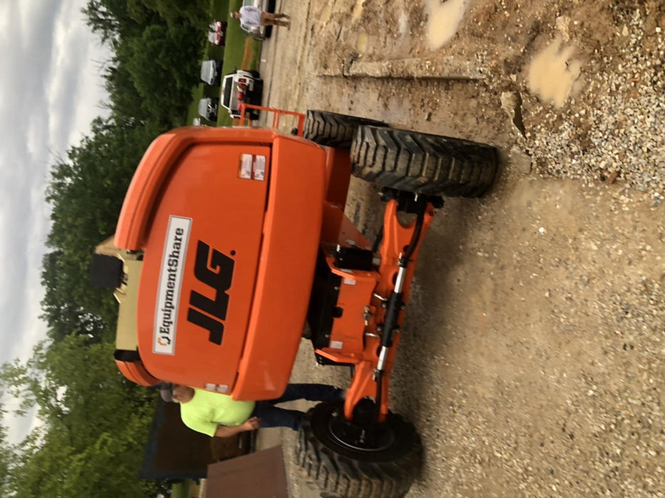 2019 JLG 450AJ