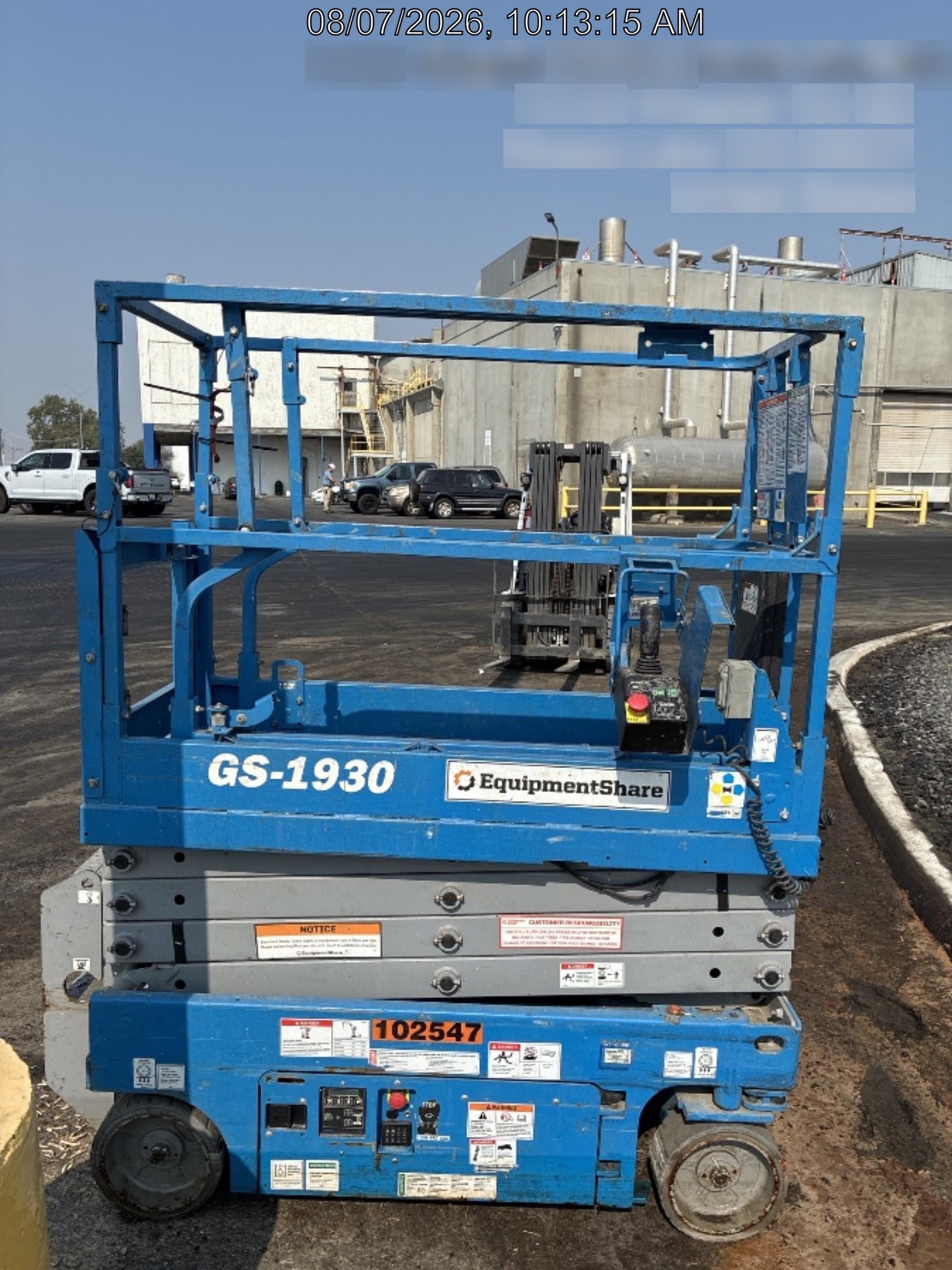 2020 Genie GS-1930 Solid Non Marking Tires, Beacon, Folding rails with half height swing gate, 800W Inverter
