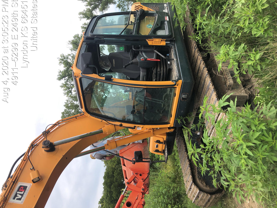 2016 HYUNDAI R140LC9A